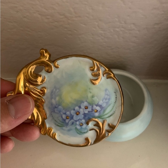 Mini vintage porcelain jewelry box - Picture 7 of 7